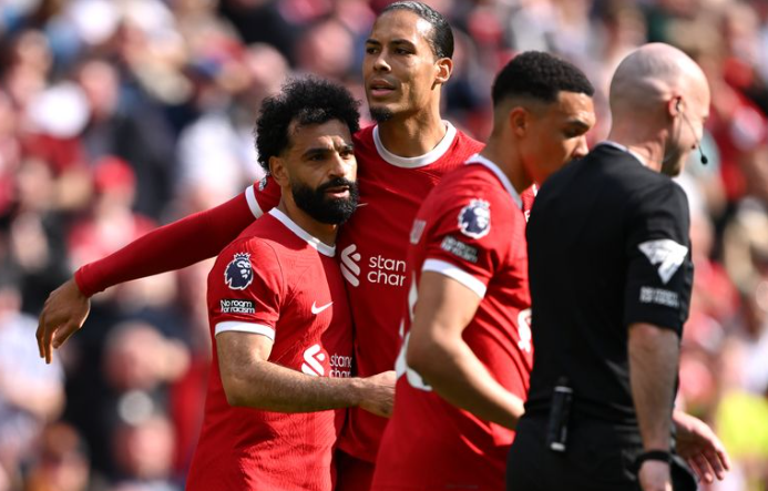 开云体育登录入口-包含球星合同即将到期，是否会选择续约成谜的词条