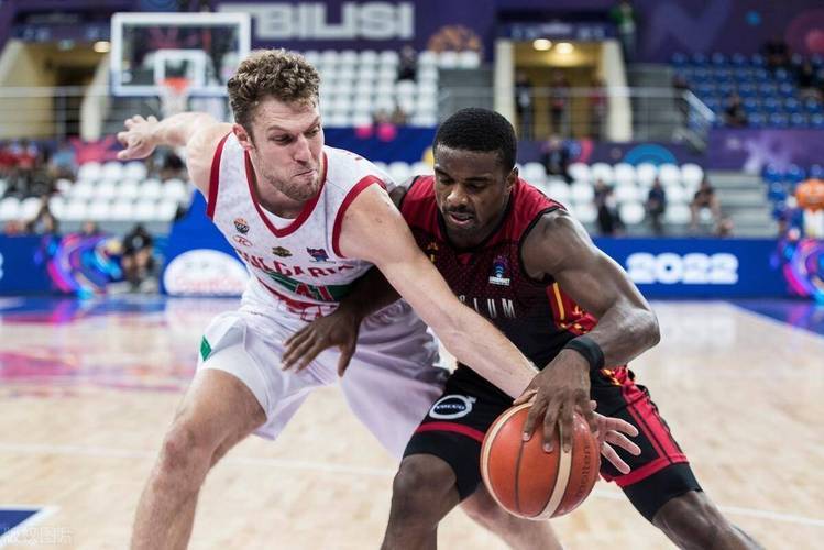 开云体育亚洲官网-PSG对阵拜仁慕尼黑，胜负难料！