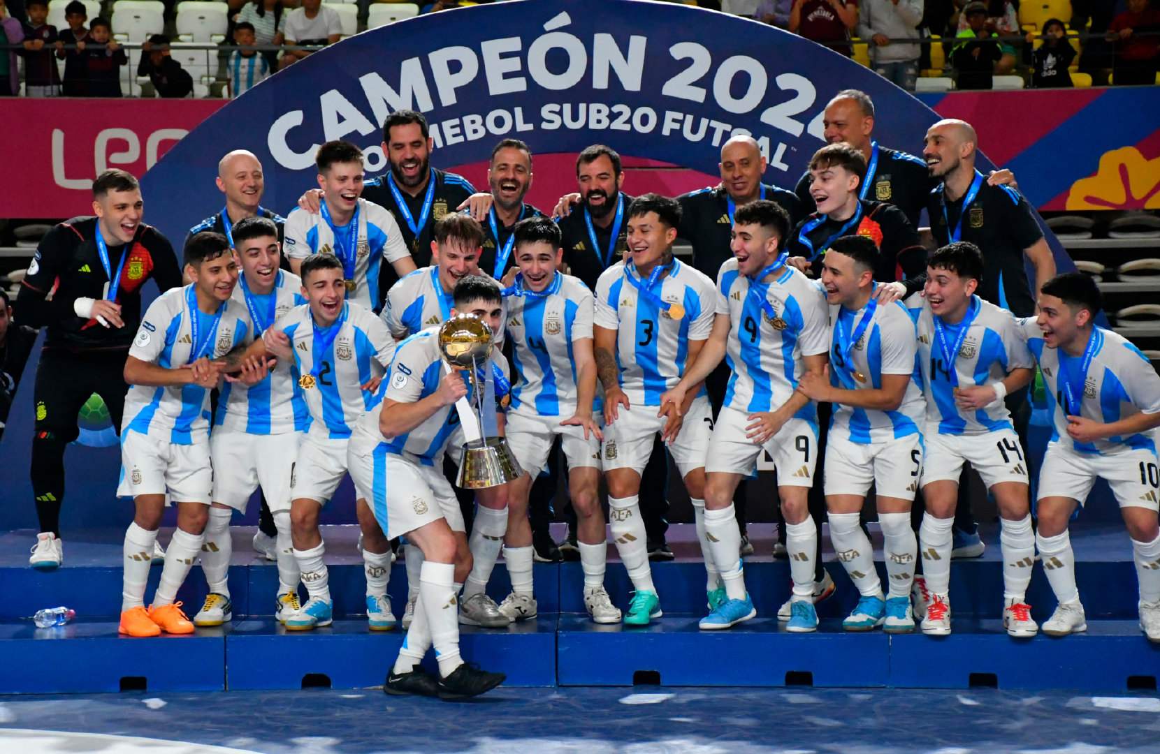 攻守兼备：南美足球联赛强强对话