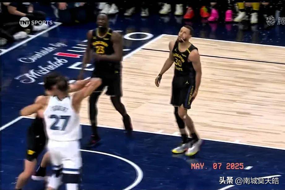 开云体育登录入口-包含勇士苦战不敌奇才，库里伤退令人揪心的词条