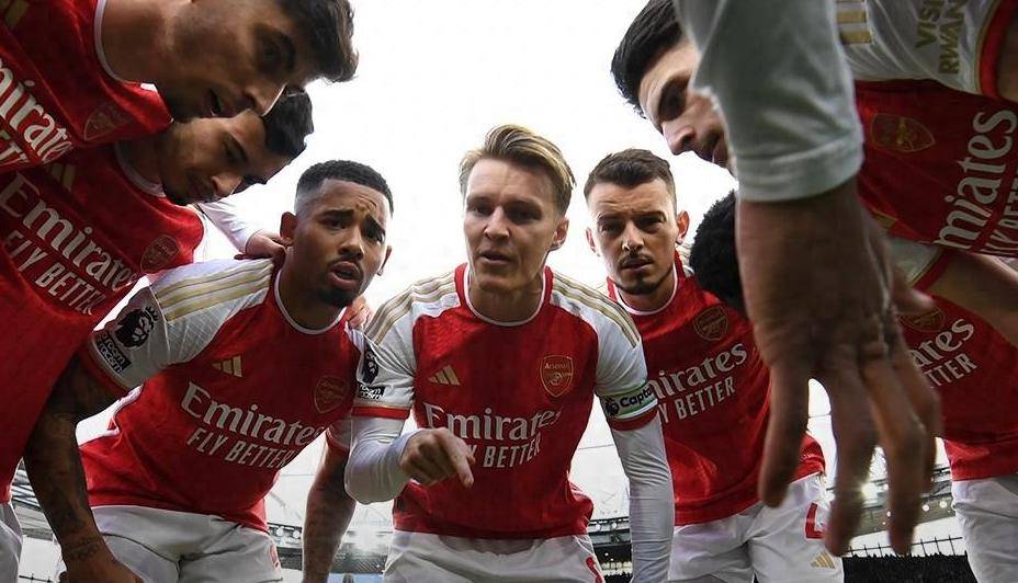 开云体育官网入口-阿森纳双雄发威，连胜势头不减的简单介绍