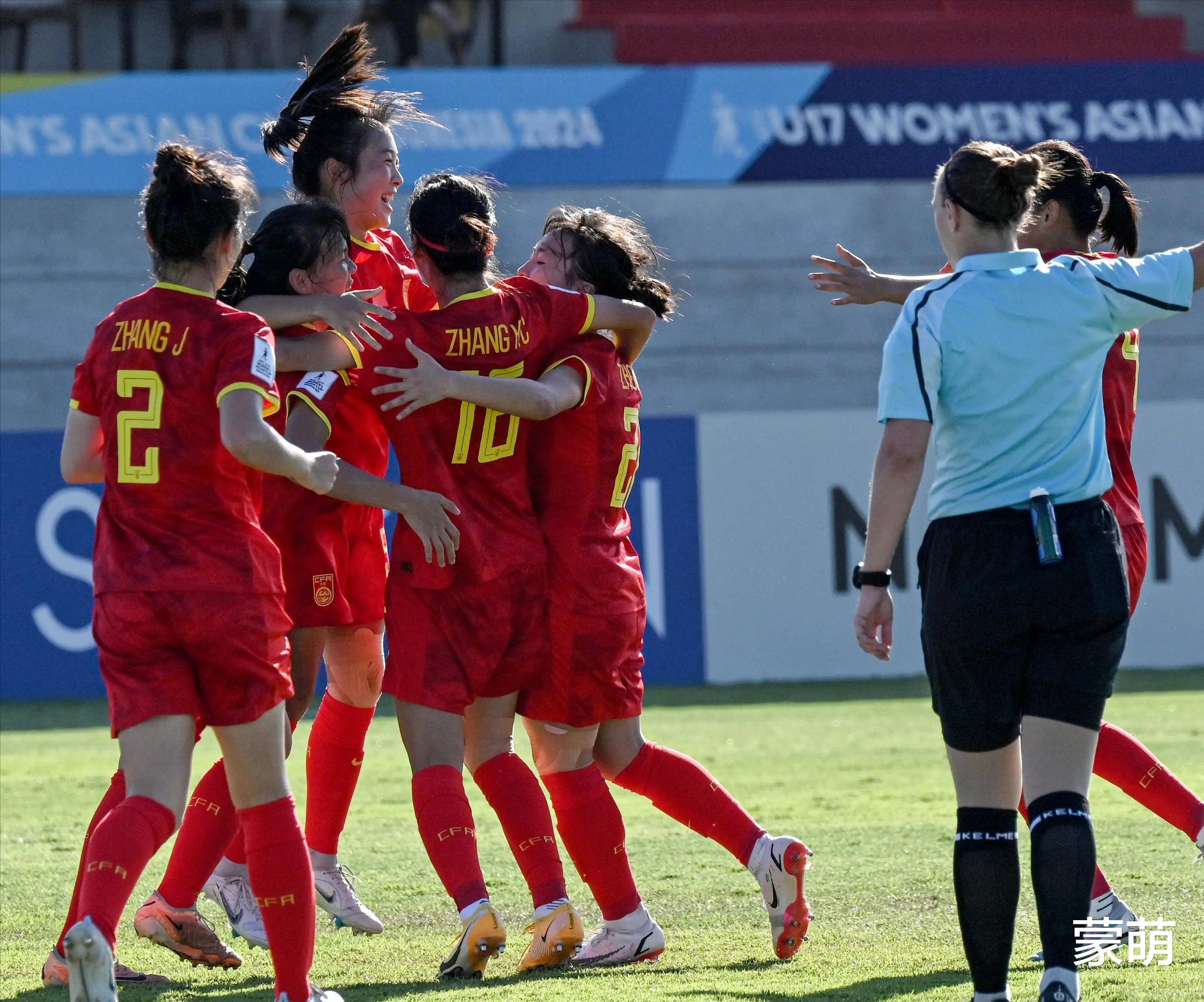 亚洲女足杯赛场直击，球员状态火热