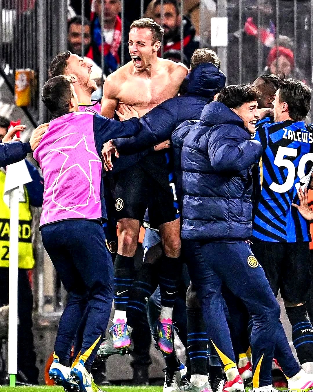 开云体育官网入口-包含瞬间爆发，球队打破僵局夺得胜利的词条