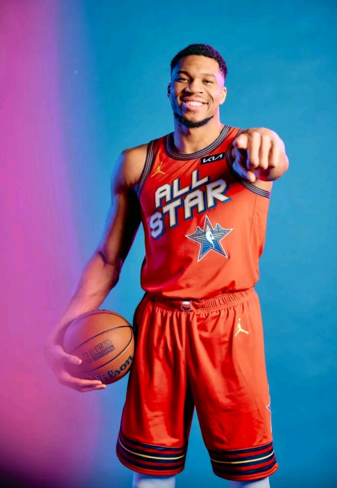 关于雄鹿全明星球员恢复良好将重新上场的信息