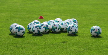 法兰克福客场不败，德甲中游位置稳固，德甲法兰克福赞助商